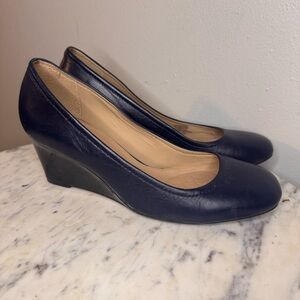 Antonio Melani Wedges Size 8 M navy blue Leather shoes